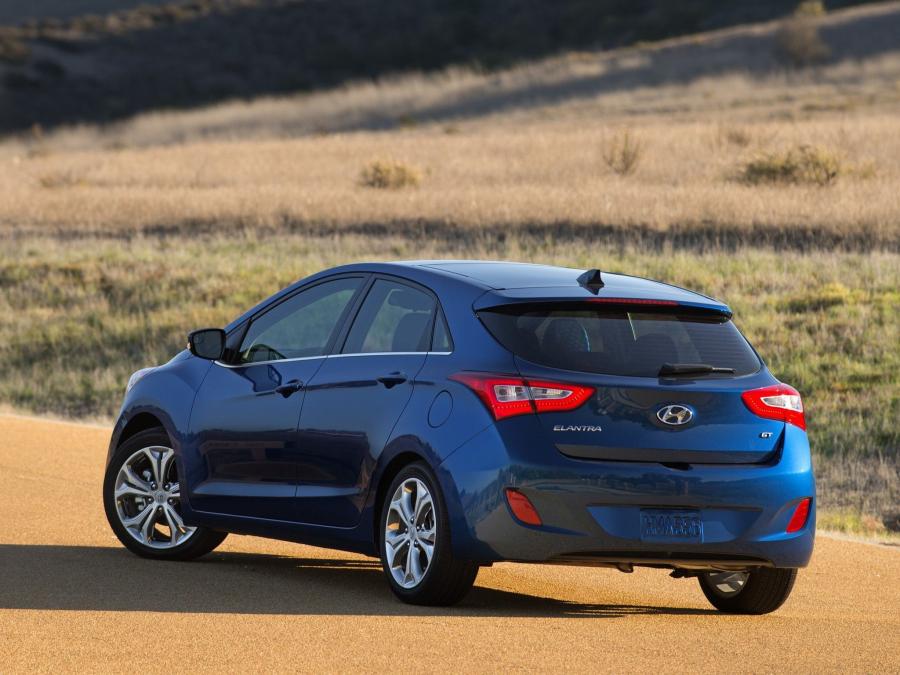  Hyundai Elantra GT 2012 года  (фото 8 из 151)